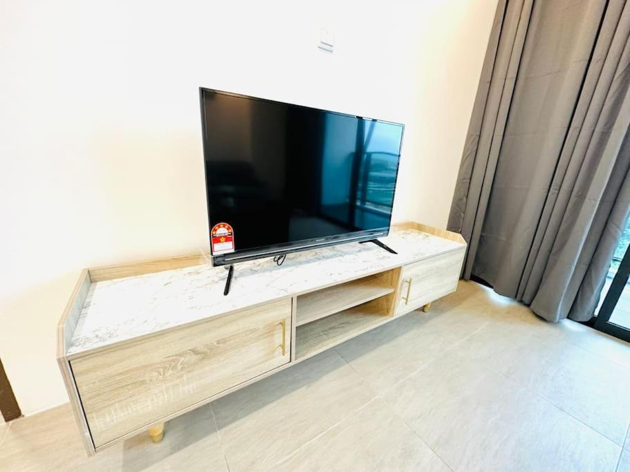 Bdc Saradise Rex Apartment Kuching